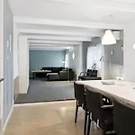 Eliane - 1-8km From The Sea By Interhome *