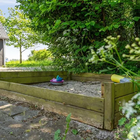 Prázdninový dům Eliane - 1-8km From The Sea By Interhome