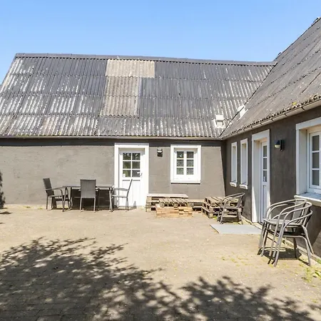 Eliane - 1-8km From The Sea By Interhome Bogense