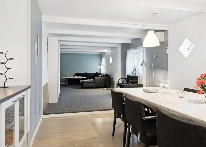 Eliane - 1-8km From The Sea By Interhome *